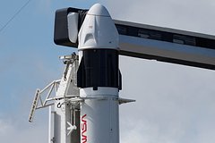 НАСА и SpaceX перенесли отстыковку Dragon от МКС на два дня