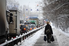 Рост пенсий, списание долгов для участников СВО и ограничения для мигрантов: как изменится жизнь в России с 1 декабря?